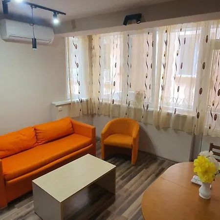 Eli Apartment